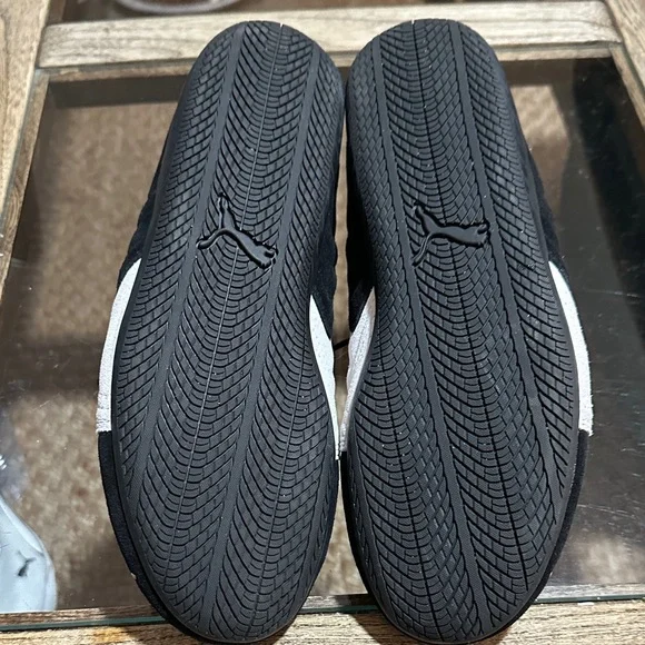 Puma Women’s Speedcat Black and Gray Suede Sneakers - Picture 5 of 9